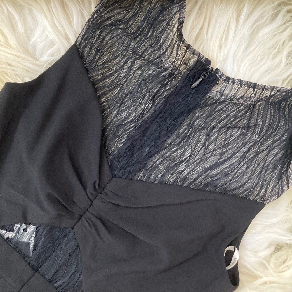 HALSTON HERITAGE Crew Neck Knee-Length Dress - Picture 12 of 12